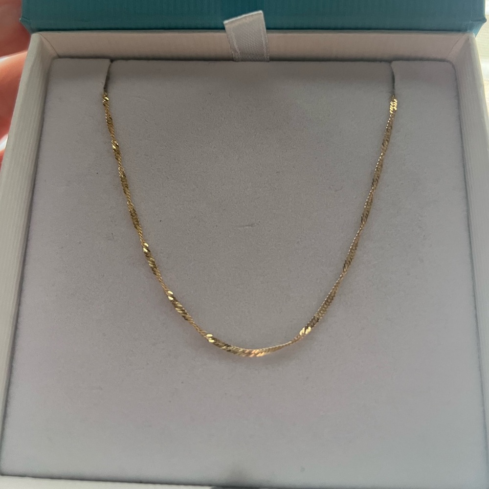 10K Gold Bracelet (7 inches)